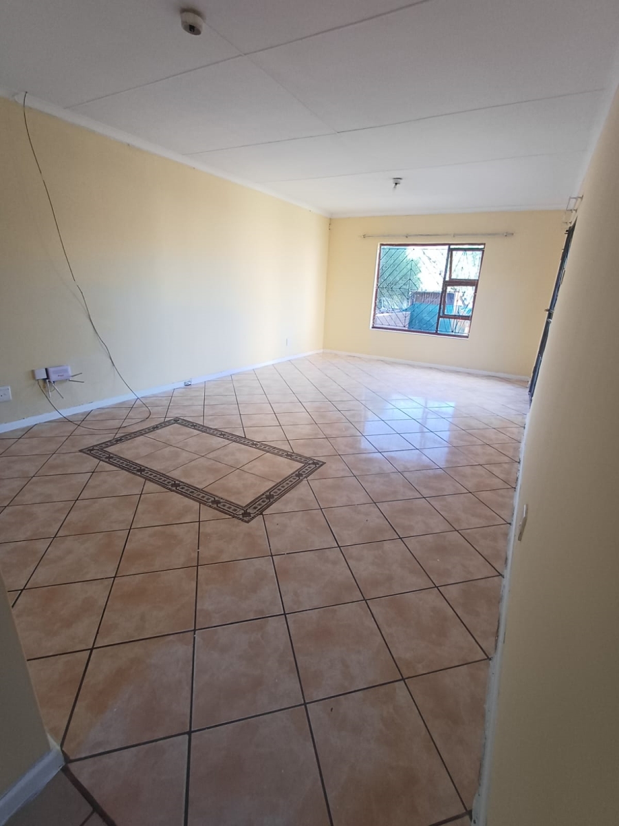 3 Bedroom Property for Sale in Laurie Dashwood Park Eastern Cape